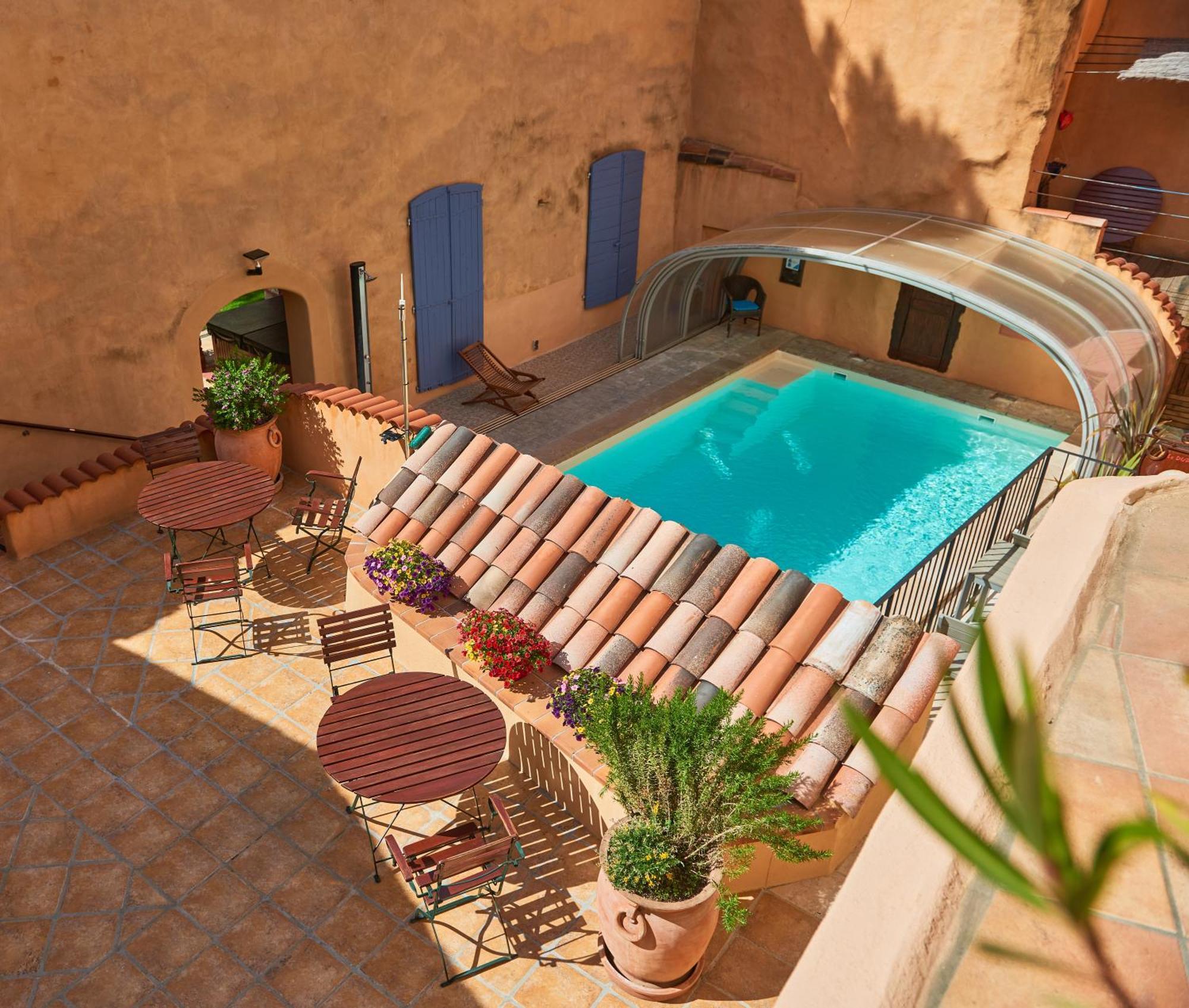 Les Arcades Le Lion D'Or Hotel Buis-les-Baronnies Exterior photo